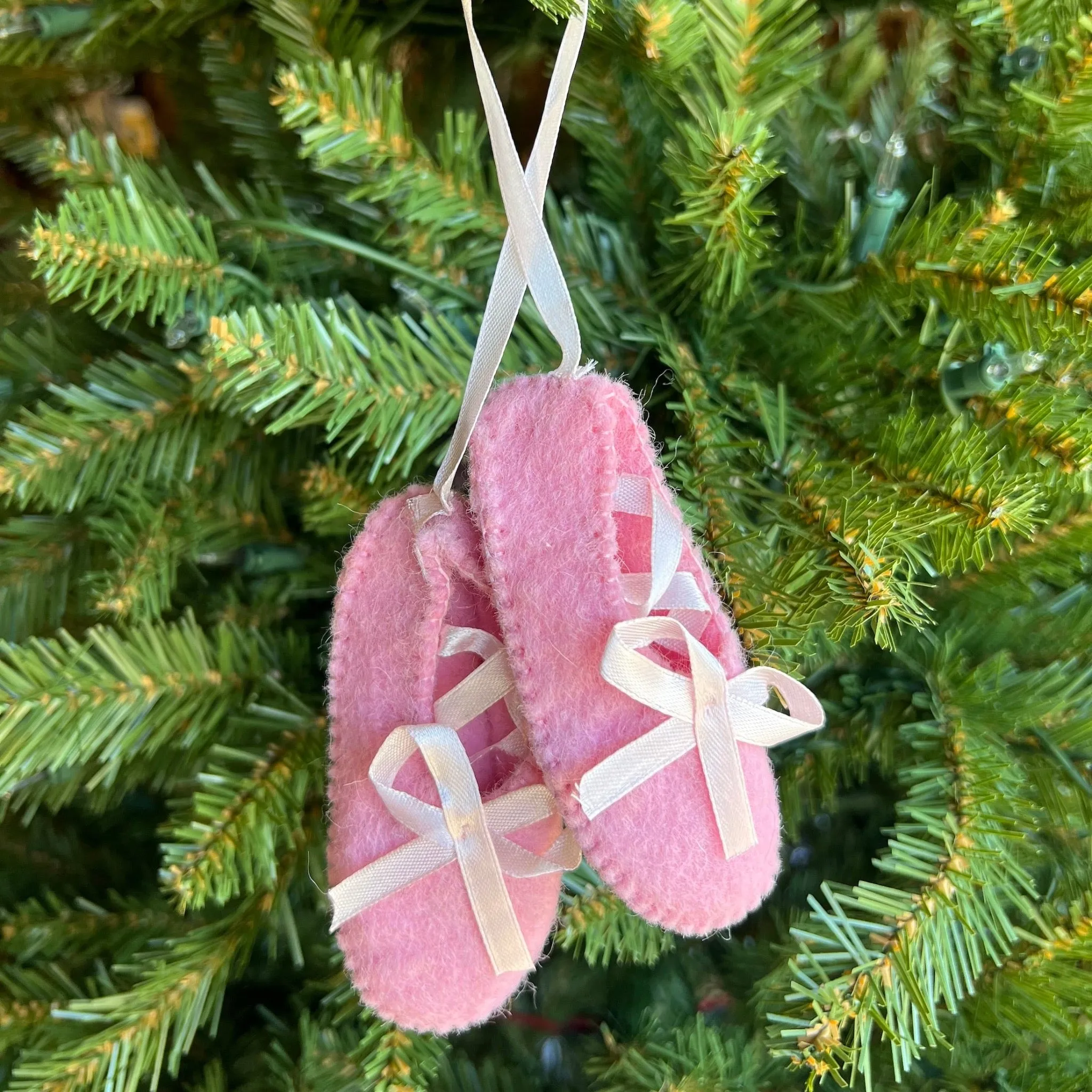 Ballet Slipper Ornament, Felt Wool