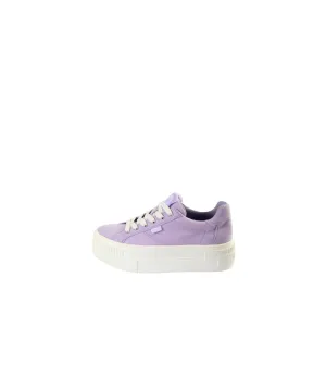 BUFFALO TRAINERS IN PURPLE