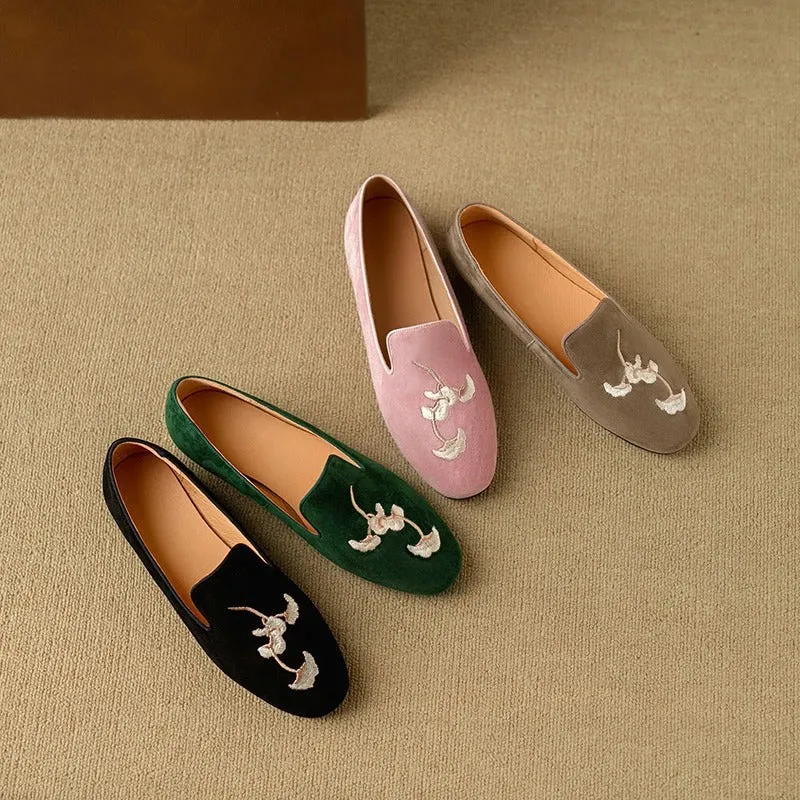 Comfortable Slip-on Loafers Shoes with Flower Embroidery