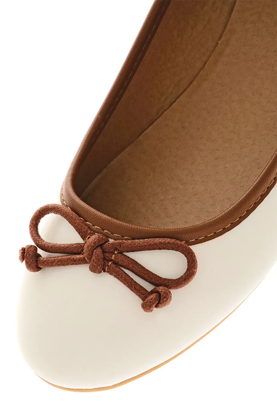 DEUX COULEUR Off White Patent Ballerinas
