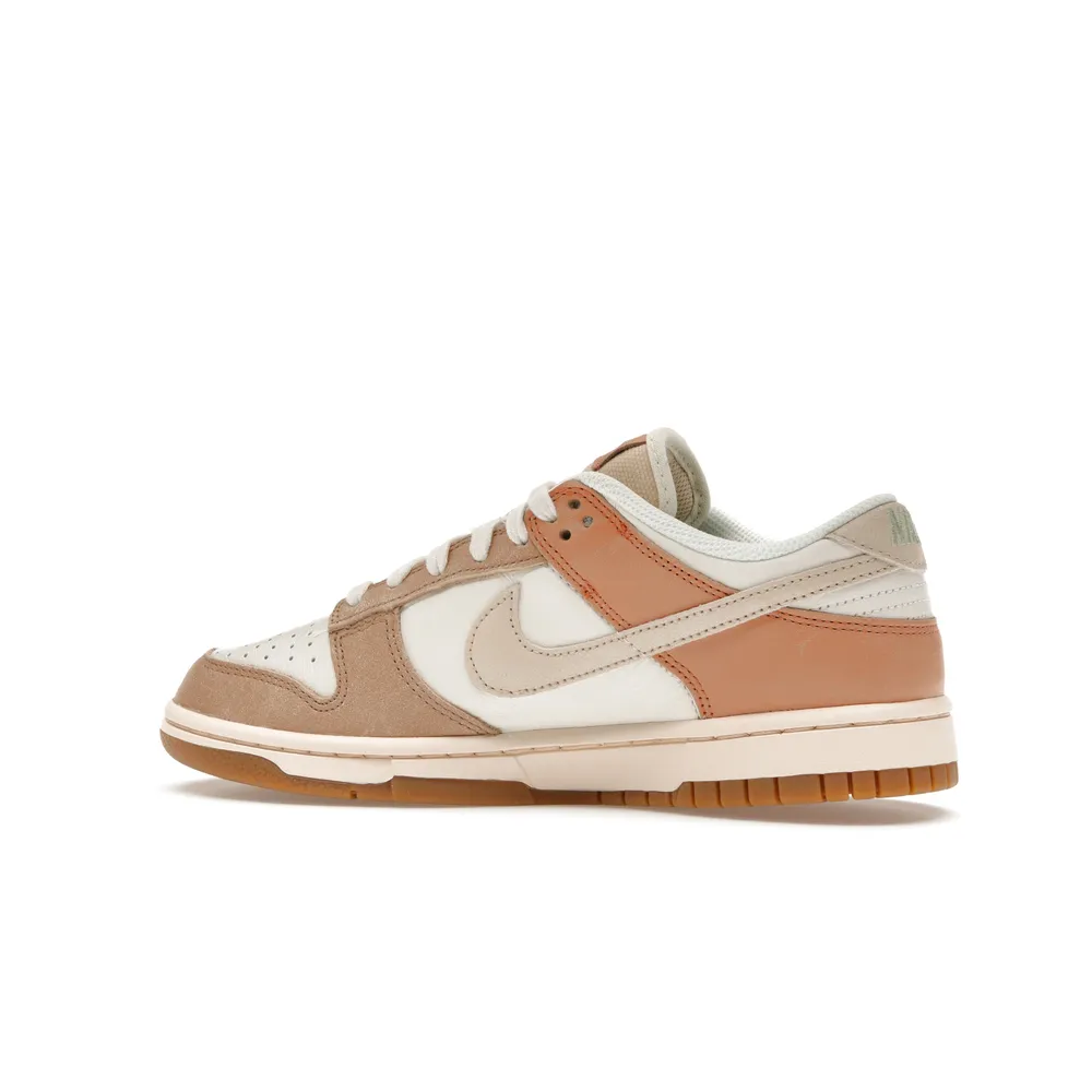 Dunk Low SE Australia (W)
