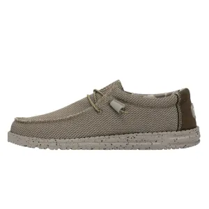 HEY DUDE MEN'S WALLY SOX TRIPLE NEEDLE CAMEL - 40020266