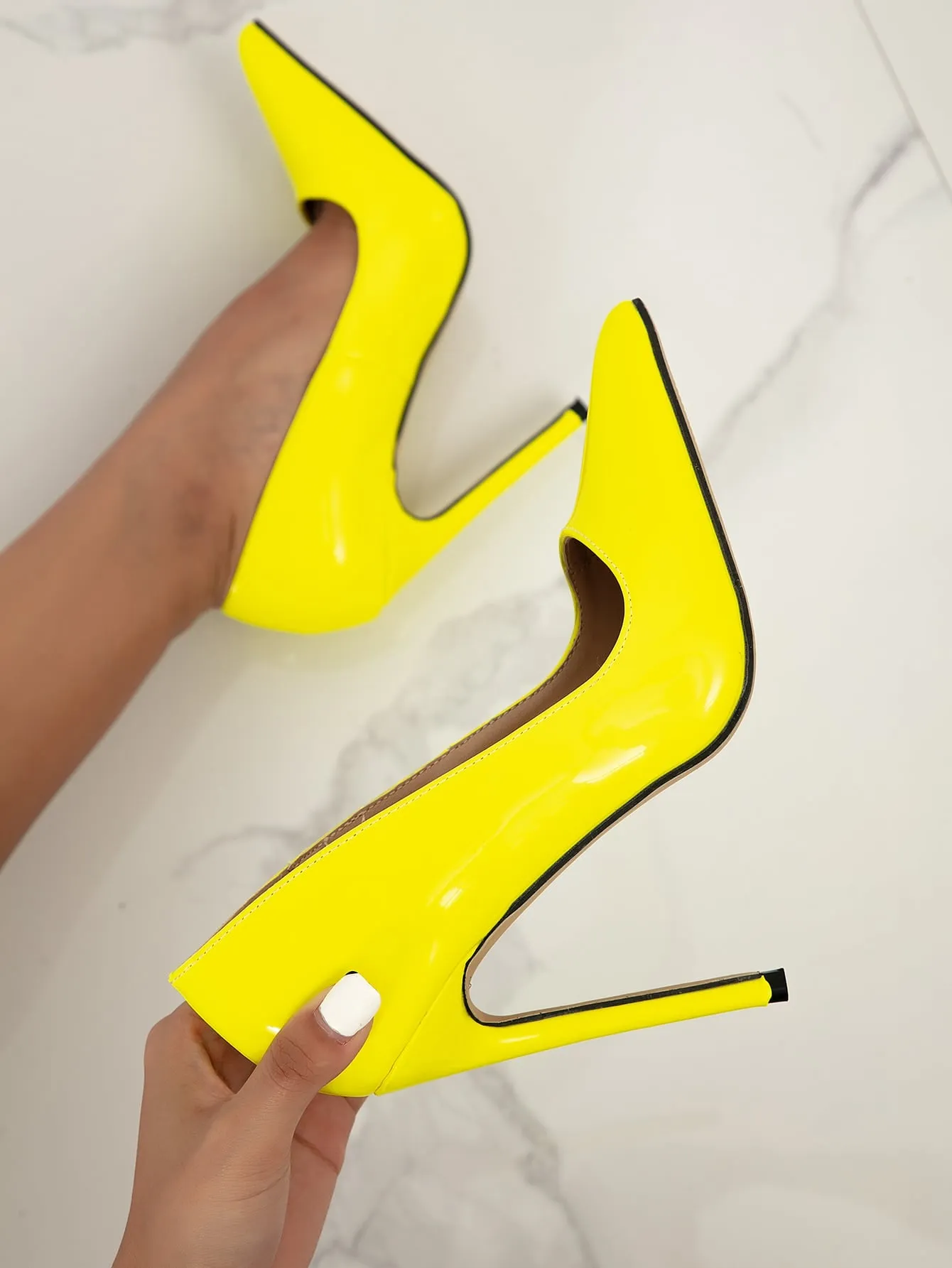 High Heel Pumps For An Afternoon Bunch