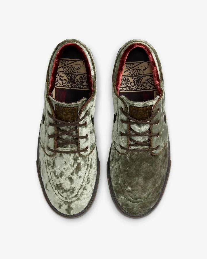 Nike SB Zoom Janoski OG  SE 200