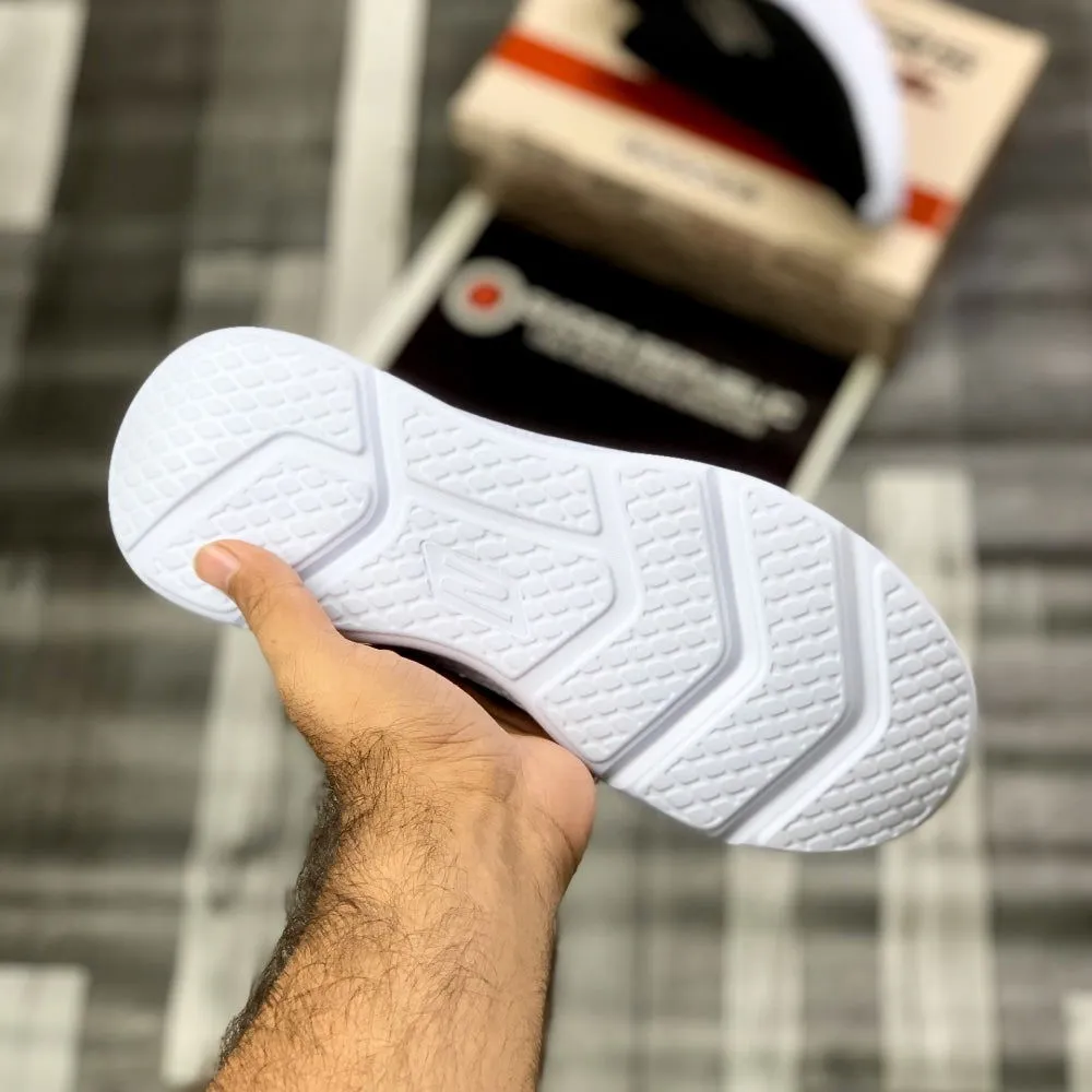 Skecherrs GoRun UltraGo “Navy"