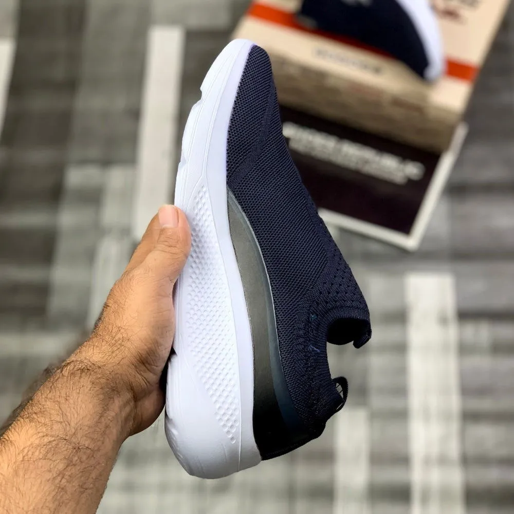 Skecherrs GoRun UltraGo “Navy"