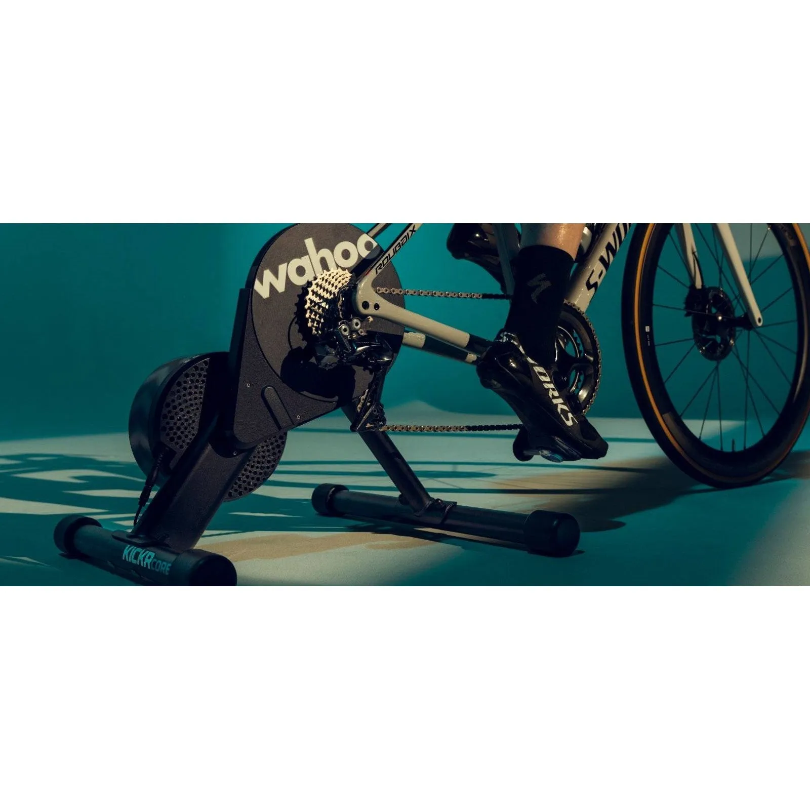 Wahoo Indoor Smart Trainer | KICKR CORE, Direct Drive