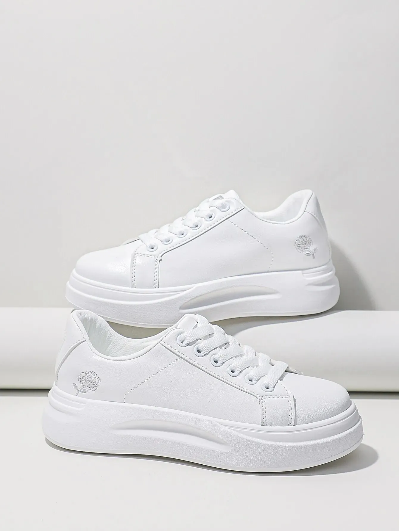 Women's Stylish Lace-Up Skate White Floral Embroidered Sneakers